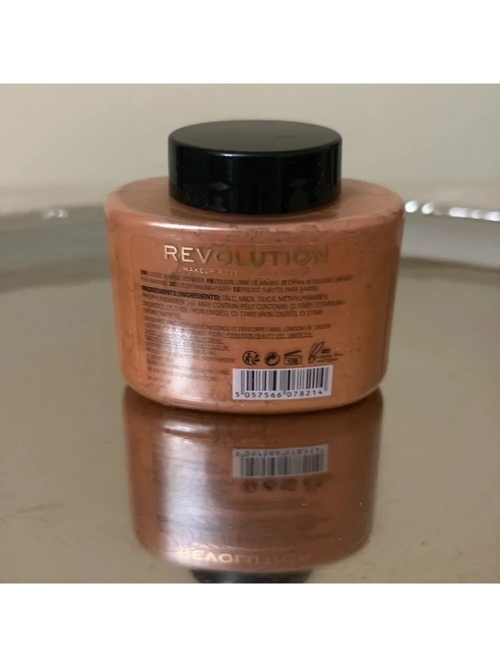 Revolution Luxury Baking Powder in Orange NEW